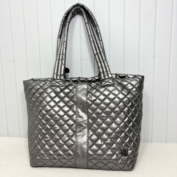 OLIVER THOMAS Quilted KITCHEN SINK TOTE PICKLEBALL BAG - GREY - Picture 1 of 14